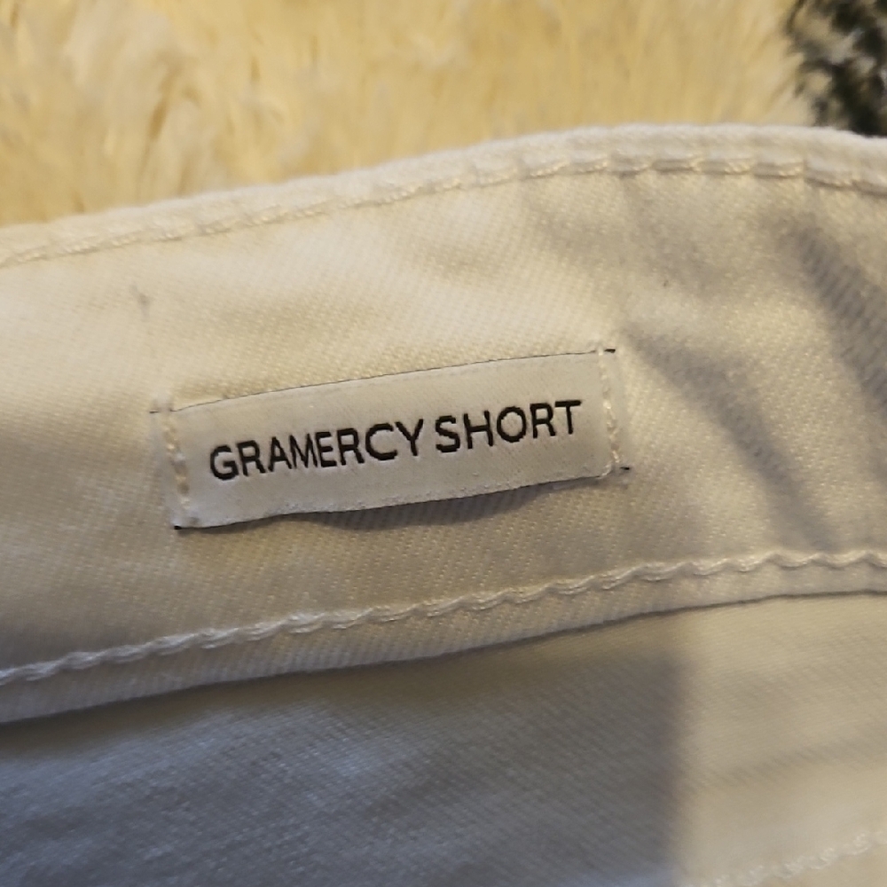Nine West Women's Classic Cream Shorts - Picture 5 of 9